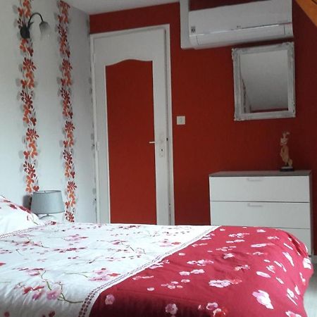 Chez Claude & Chantal Saint-Yorre Ngoại thất bức ảnh